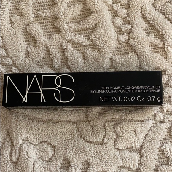 NARS eyeliner - Picture 1 of 9